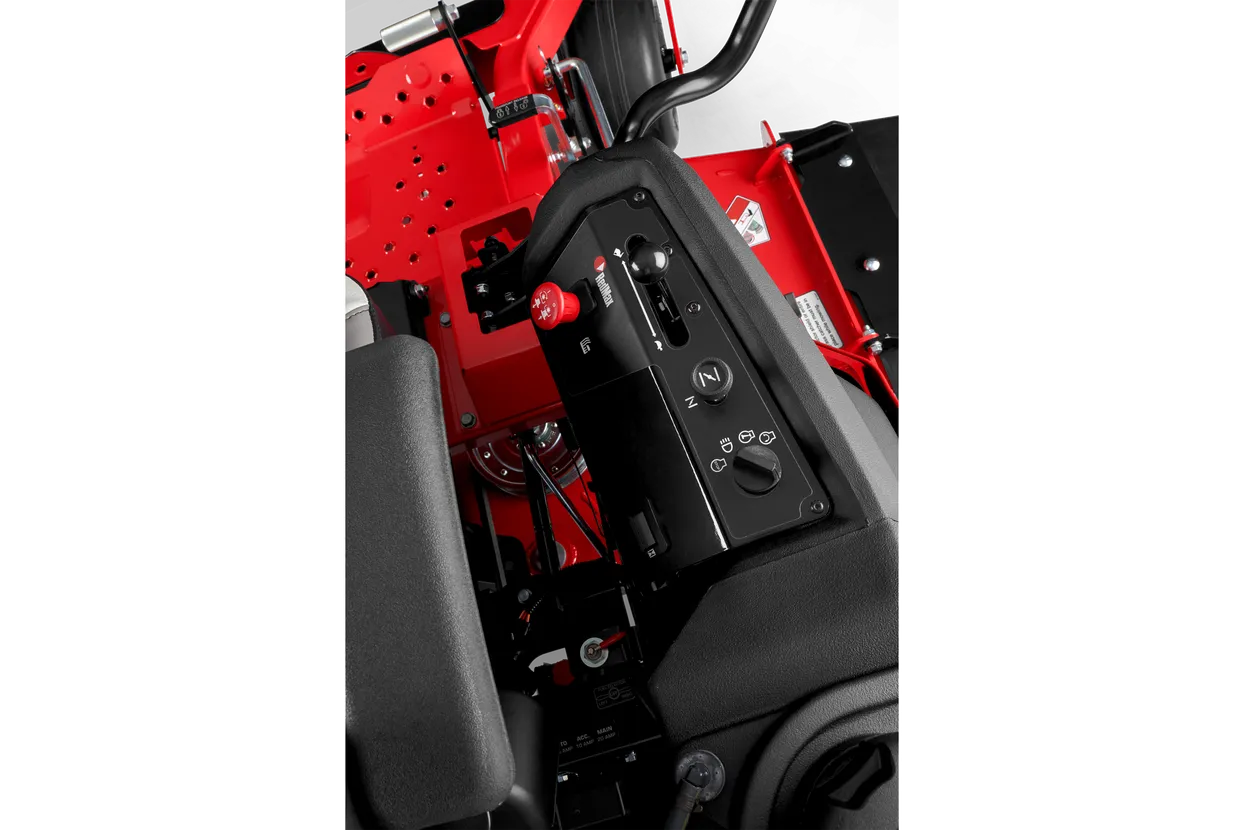 RedMax Ride On Zero Turn Mower CZT60+